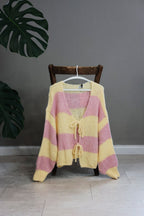 Gestreifter Schleifen Cardigan