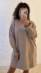 Strickkleid mit Rüschchenärmel