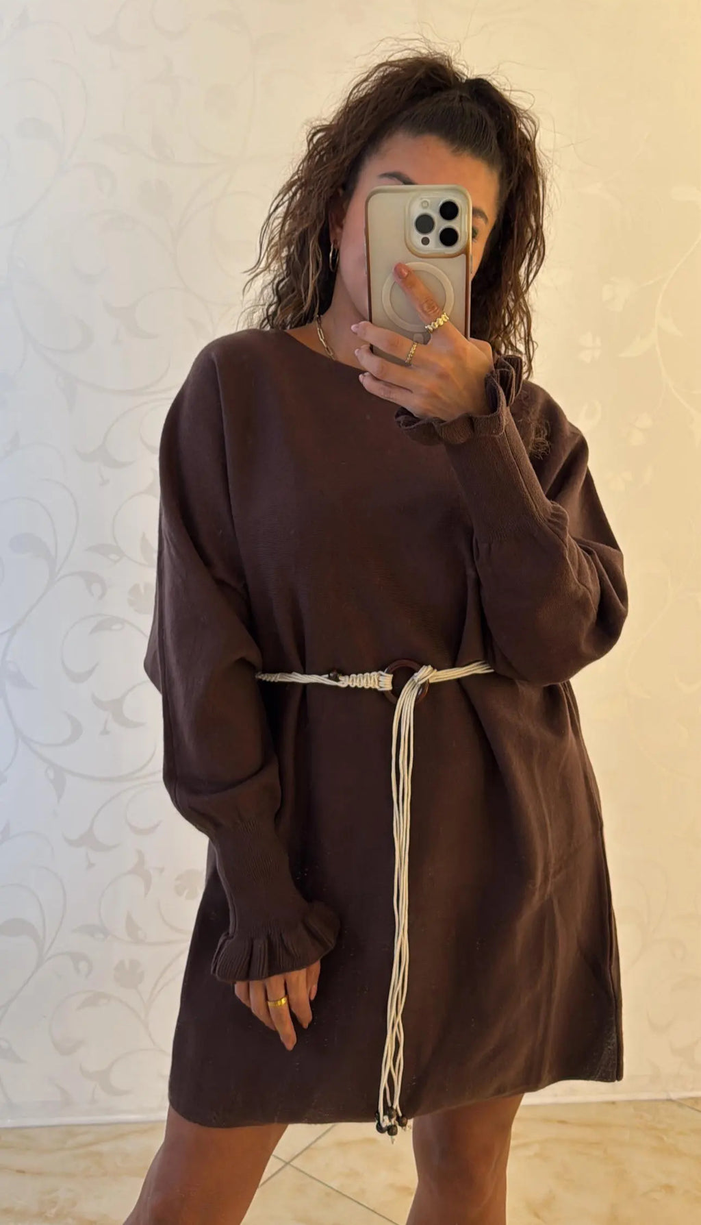 Strickkleid mit Rüschchenärmel