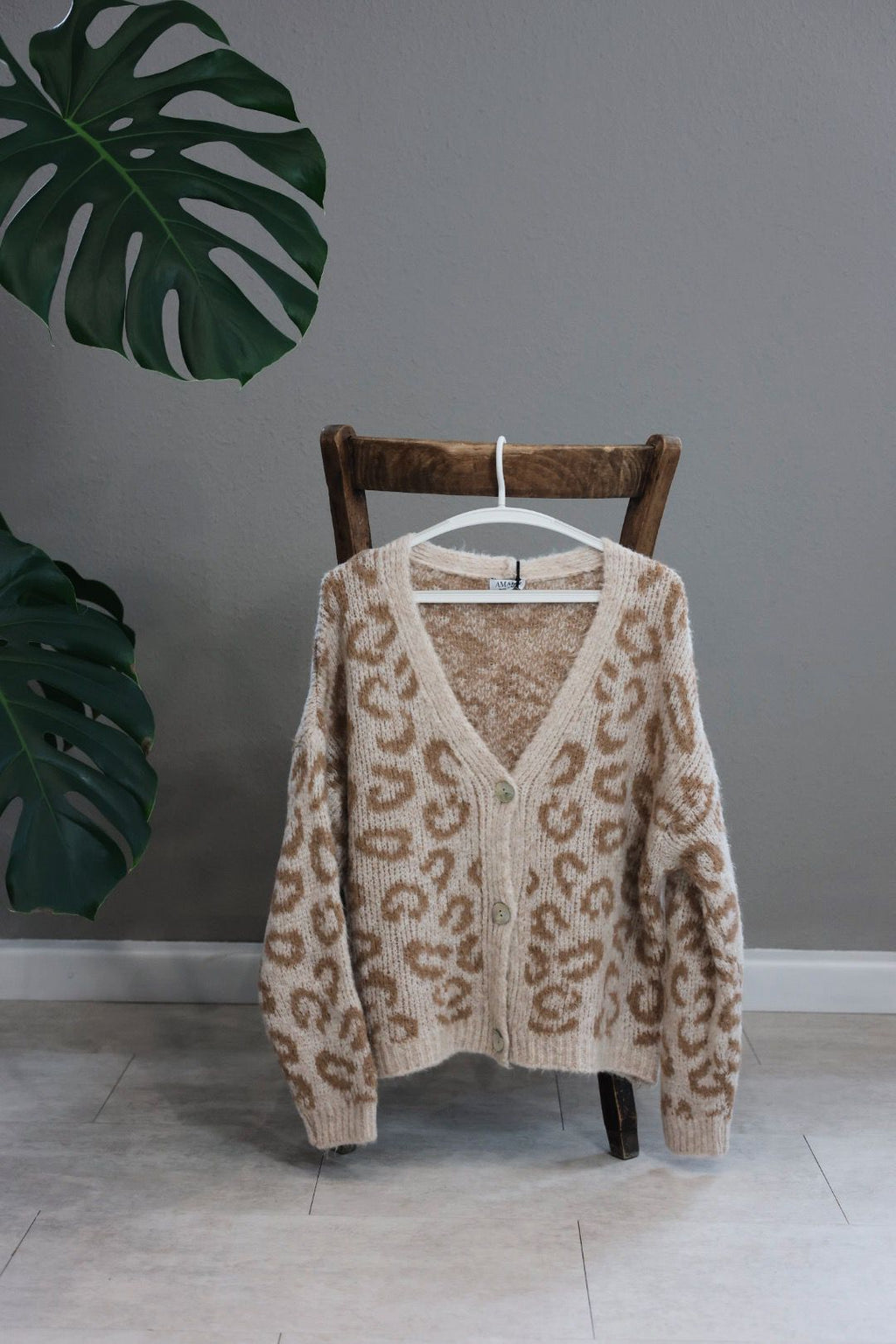 Kuscheliger Leo-Cardigan